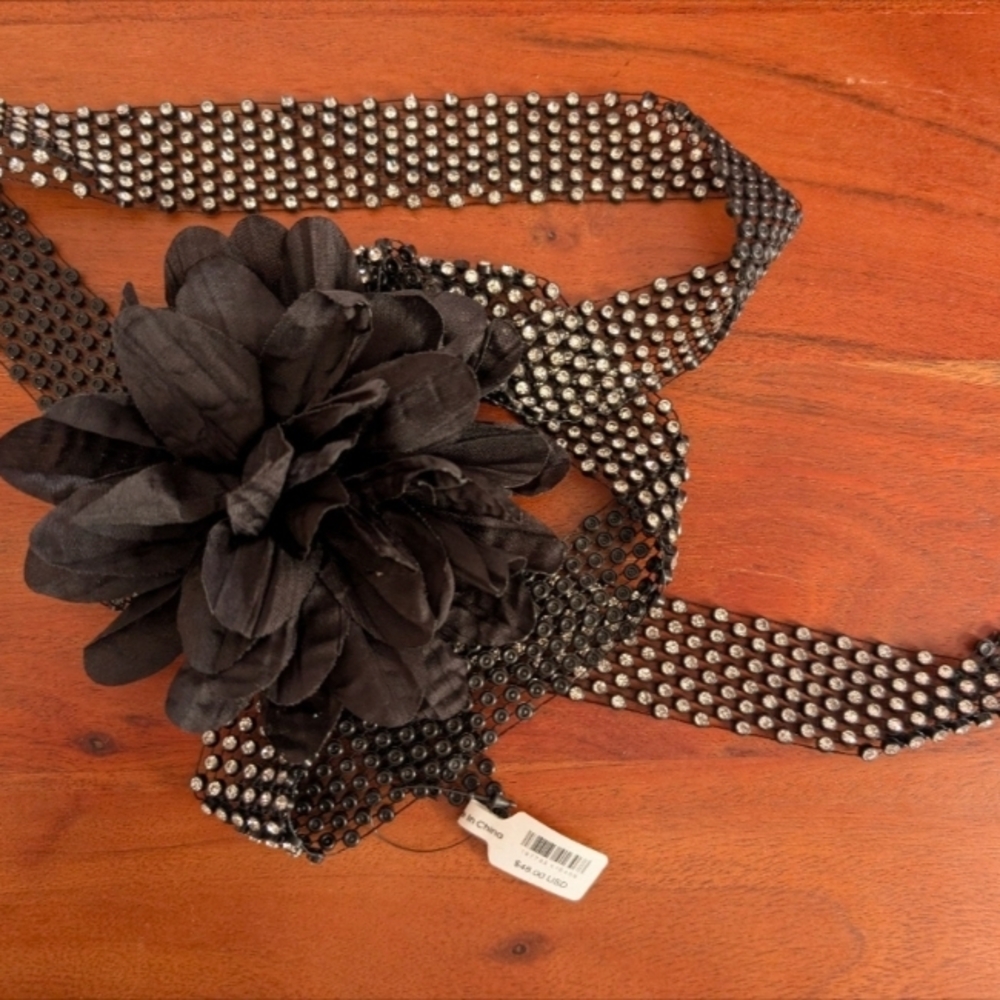 Free People Black and Silver Mesh Flower Choker With Rhinestones New With Tags - Picture 3 of 4